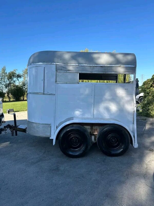 Used Horse Mobile Bar