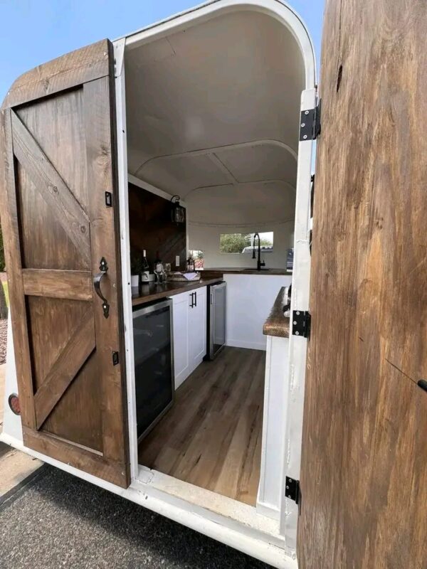 1973 2-stall horse trailer - Image 3