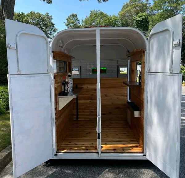 Mahogony Mobile horse bar - Image 3