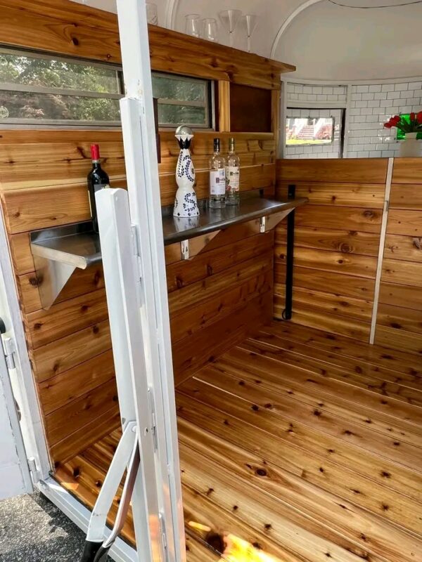 Mahogony Mobile horse bar - Image 12