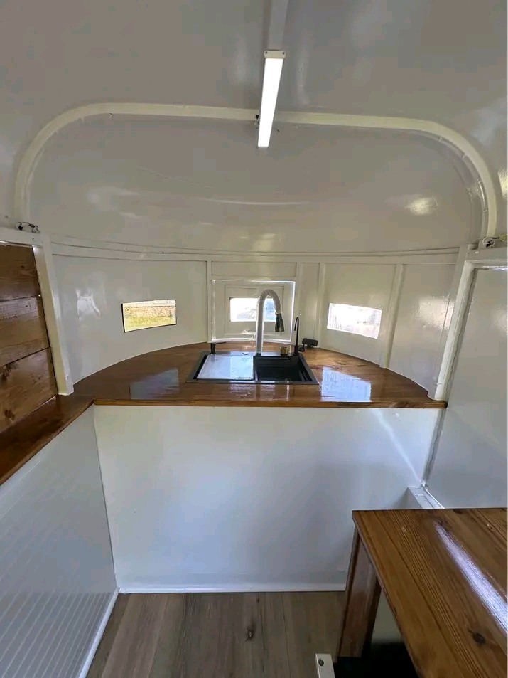 Horse Trailer Bar - Image 9