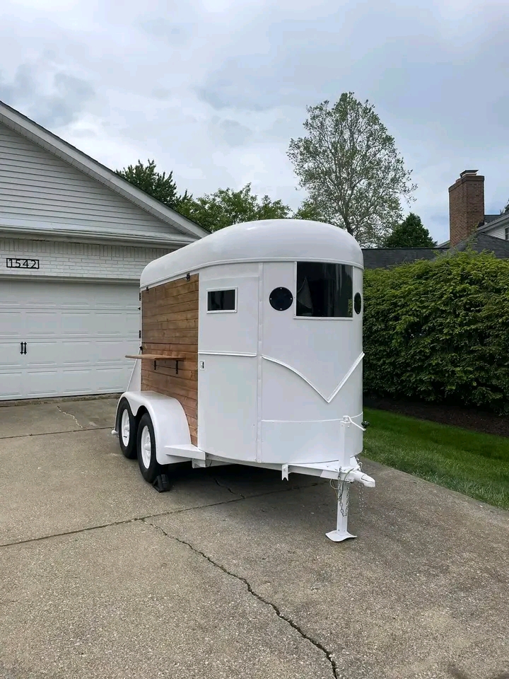 1970’s horse trailer - Image 2