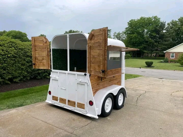 1970’s horse trailer - Image 10