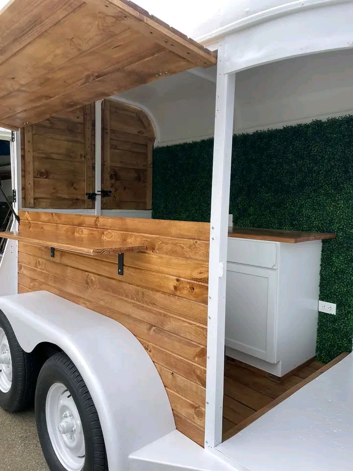 1970’s horse trailer - Image 14