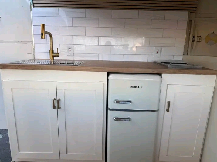 1995 Mobile bar - Image 20