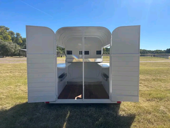 2-Horse trailer mobile bar - Image 8